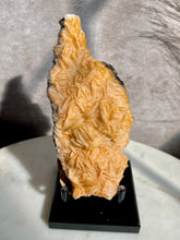 Load image into Gallery viewer, Vanadinite on Barite G