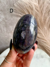 Load image into Gallery viewer, Iolite and Sunstone Shivas (large-extra large)