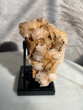 Load image into Gallery viewer, Vanadinite on Barite D
