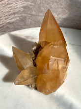 Load image into Gallery viewer, Calcite - Pugh Quarry, Ohio C