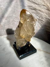 Load image into Gallery viewer, Calcite - Auglaize Quarry, Ohio B