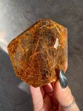 Load image into Gallery viewer, Rutile & Lodolite in Quartz Freeform W