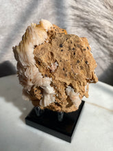 Load image into Gallery viewer, Vanadinite on Barite D