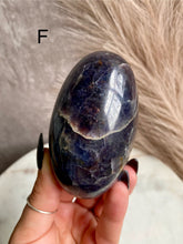 Load image into Gallery viewer, Iolite and Sunstone Shivas (large-extra large)