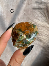 Load image into Gallery viewer, Chrome Chalcedony Specimen A-H (Small)