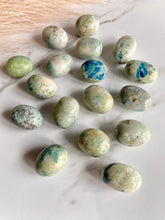 Load image into Gallery viewer, Hackmanite Tumbles