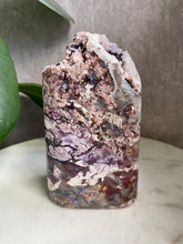 Load image into Gallery viewer, Tiffany Stone Freeform L (XL)