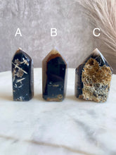 Load image into Gallery viewer, Druzy Agate Towers (A-I)