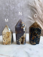 Load image into Gallery viewer, Druzy Agate Towers (J-Q)