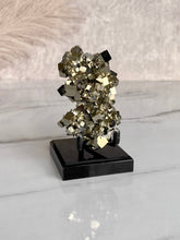 Load image into Gallery viewer, The Mineral Stand ™ - Midnight Edition - Size 3