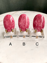 Load image into Gallery viewer, Rare Thulite Palm Stone