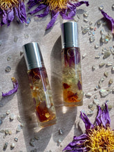 Load image into Gallery viewer, Intention Oil - Labradorite + Lotus