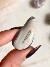 Load image into Gallery viewer, Grey Botswana Agate Tumble Set - Parfait