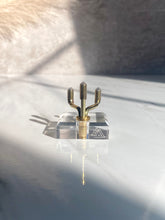 Load image into Gallery viewer, The Mineral Stand ™ - Original Edition - Size 1