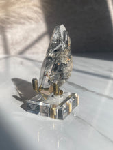 Load image into Gallery viewer, The Mineral Stand ™ - Original Edition - Size 1