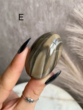 Load image into Gallery viewer, Flint Shivas
