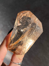 Load image into Gallery viewer, Rutile in Quartz Freeform S
