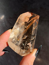 Load image into Gallery viewer, Rutile in Quartz Freeform S
