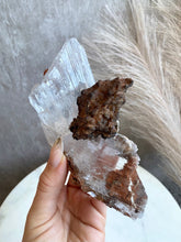 Load image into Gallery viewer, Durango Selenite A (Large)
