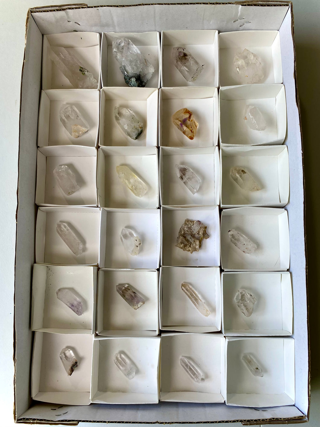 STREEP MINE Quartz - 24 piece wholesale lot B