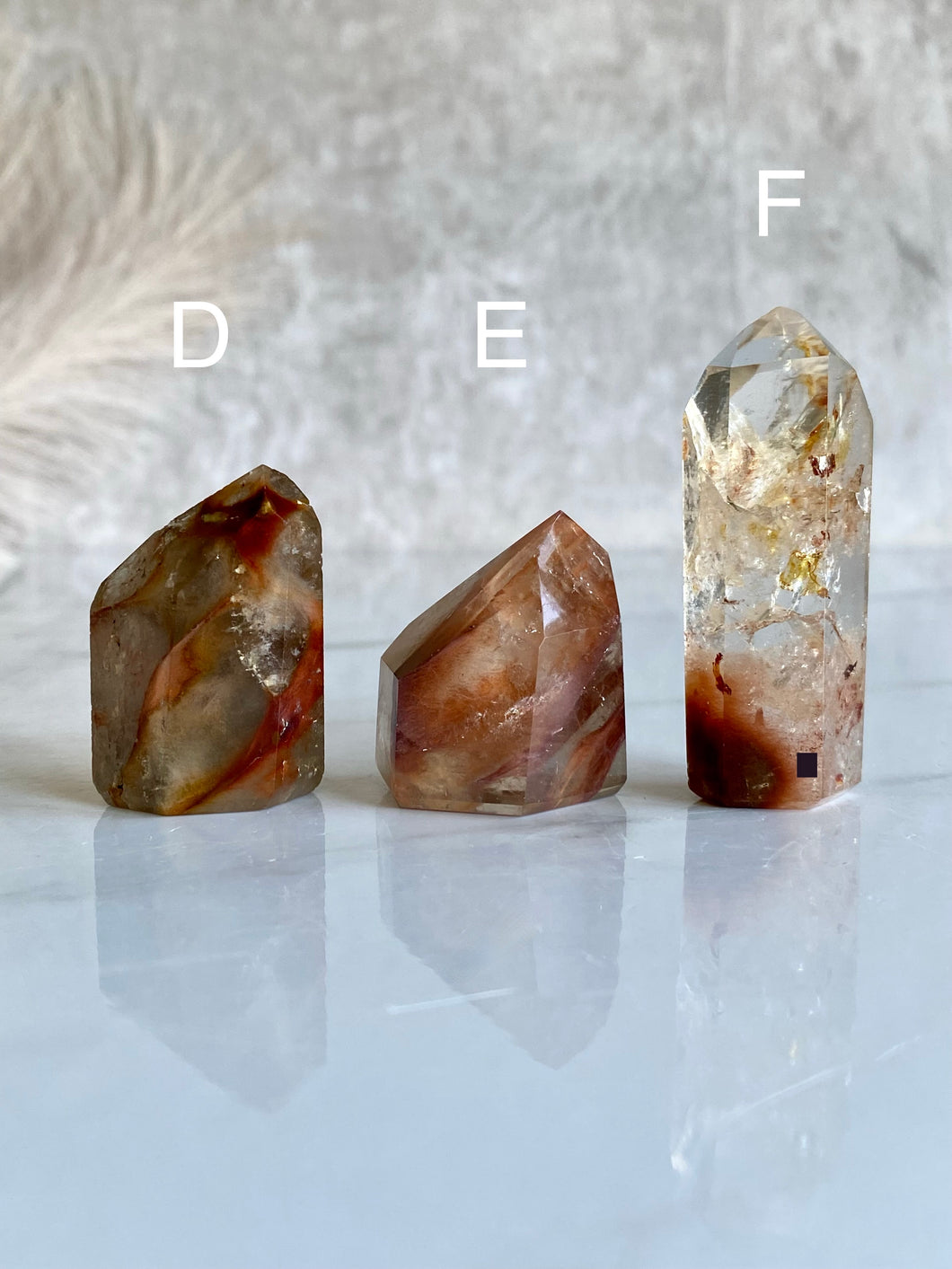Amphibole quartz tower, red, variant def front