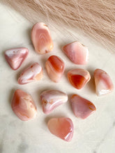 Load image into Gallery viewer, Apricot Agate Tumble Set - Peaches and Cream
