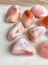 Load image into Gallery viewer, Apricot Agate Tumble Set - Peaches and Cream
