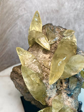 Load image into Gallery viewer, Sweetwater Calcite with Chalcopyrite I
