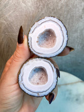 Load image into Gallery viewer, Zhanguo Agate Pair A
