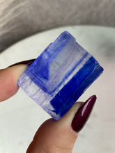 Load image into Gallery viewer, Blue Halite Crystal M
