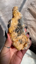 Load and play video in Gallery viewer, Vanadinite on Barite G
